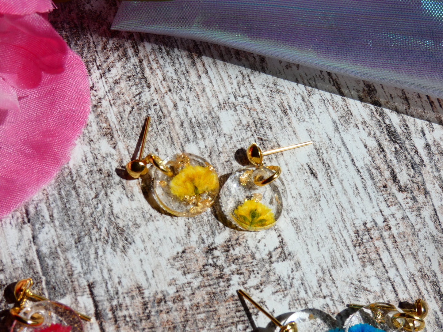 Small flower earrings